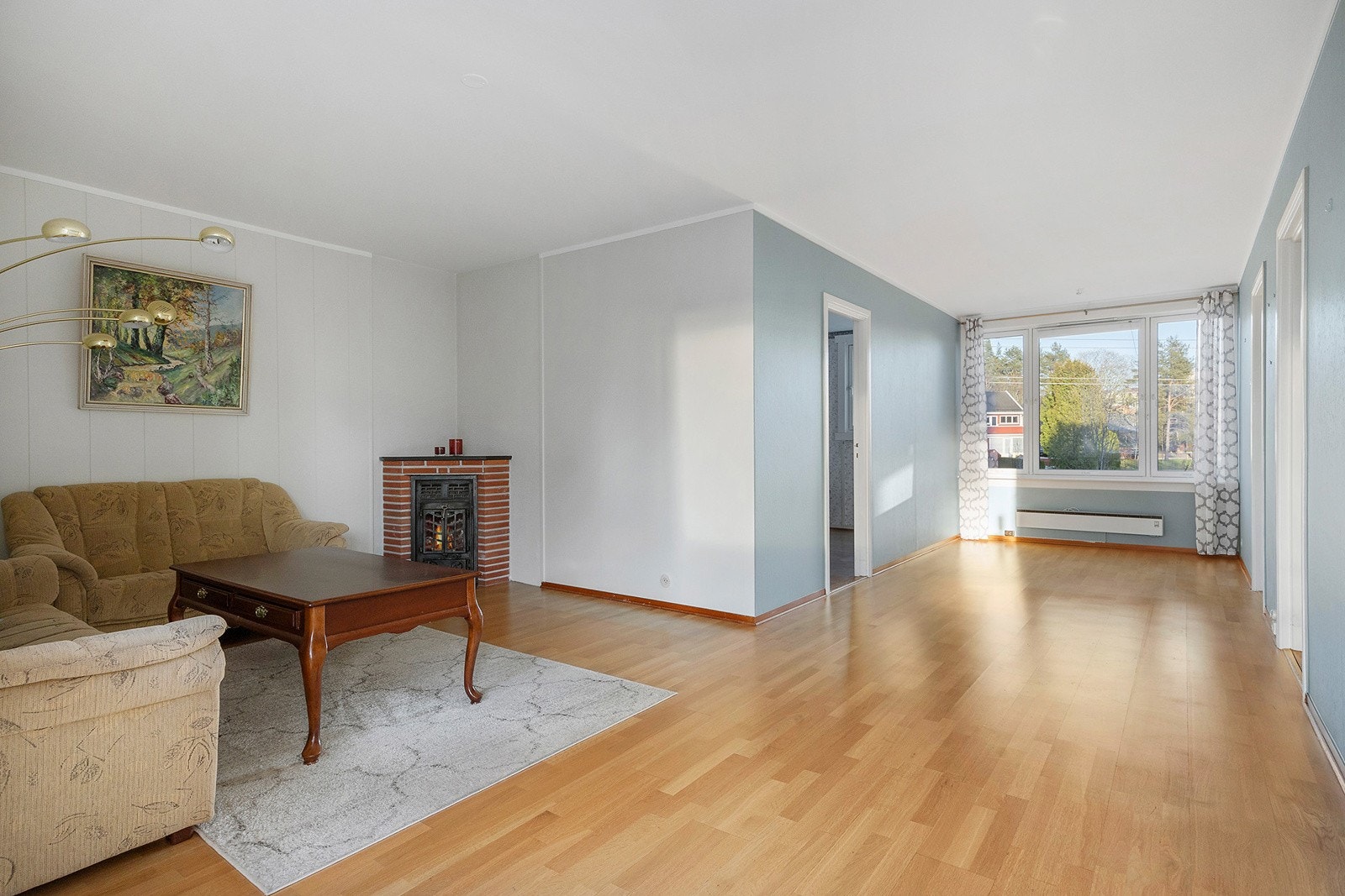 OBOS eiendomsmeglere v/ Mads Wendel Scheie har gleden av å presentere Rugveien 55 - Foto: Junaid Hanif Galleribilde