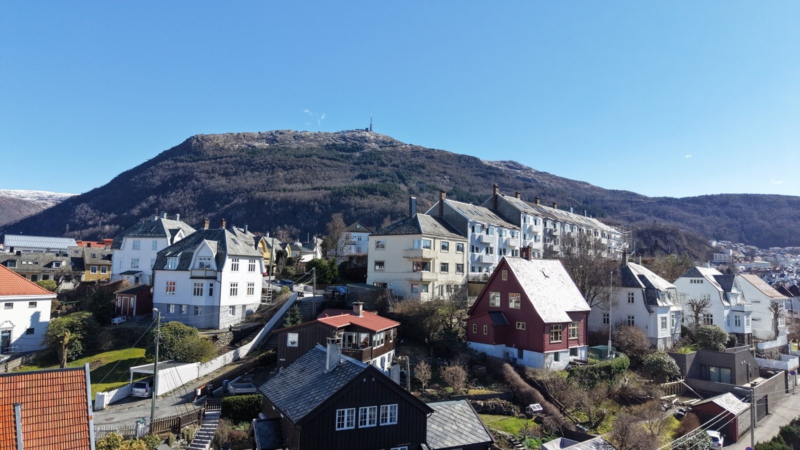 Med nærhet til tur på Ulriken Galleribilde