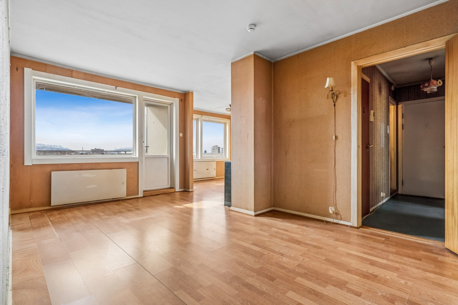 Velkommen til Leif Aunes Vei 7 A! En leilighet med stort potensial og en god planløsning. Foto: EFKT. Galleribilde