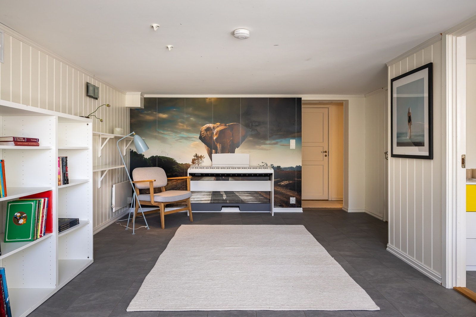 Det er også to store boder i kjelleren som ikke er avbildet Galleribilde