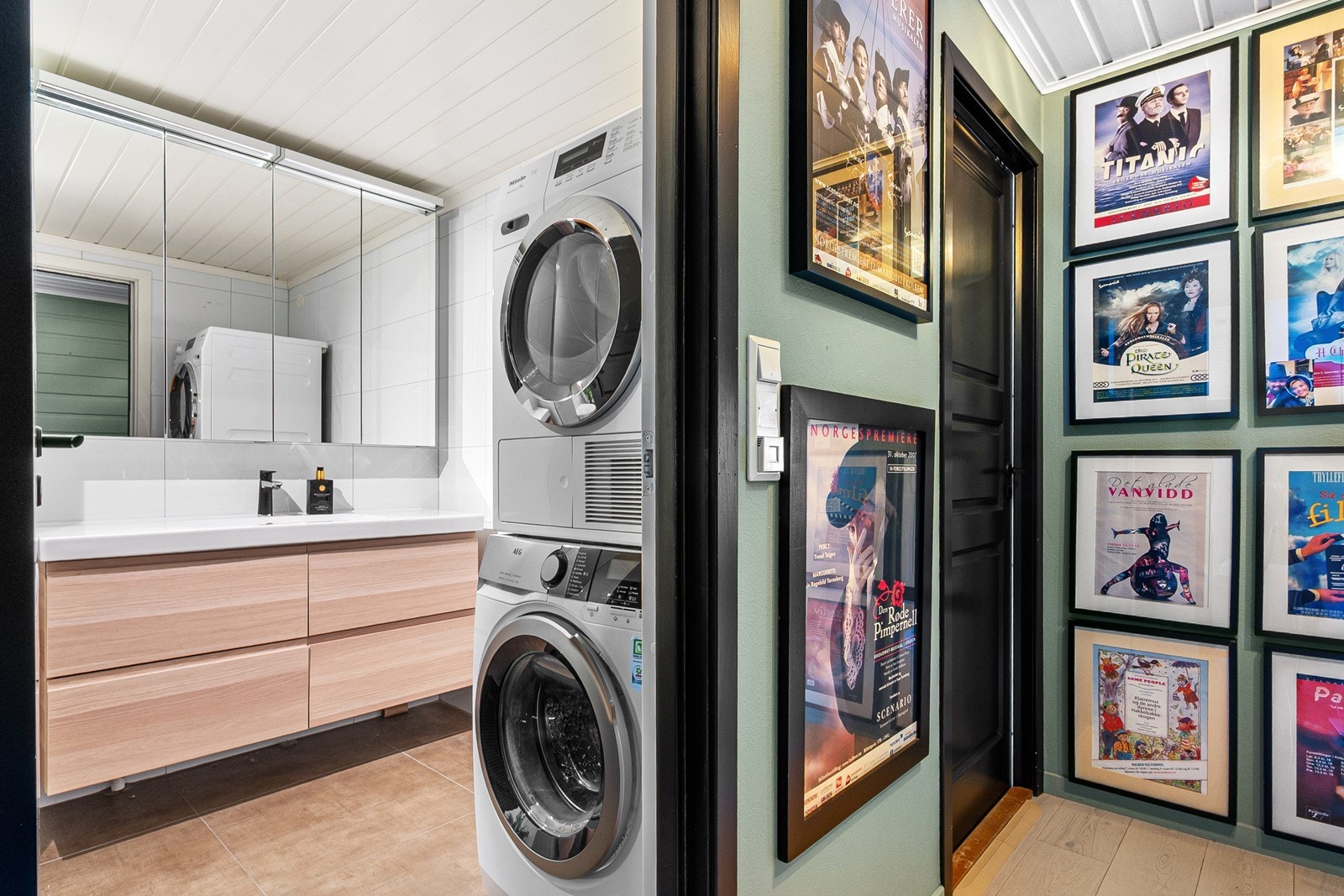 Badet fra 2018 fungerer som kombinert vaskerom, med plass til vaskesøyle. Galleribilde