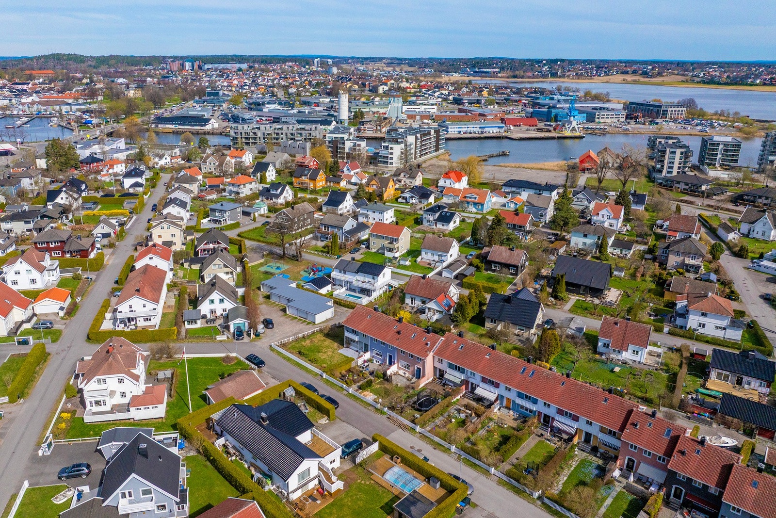 Sentralt, rolig og barnevennlig. Galleribilde