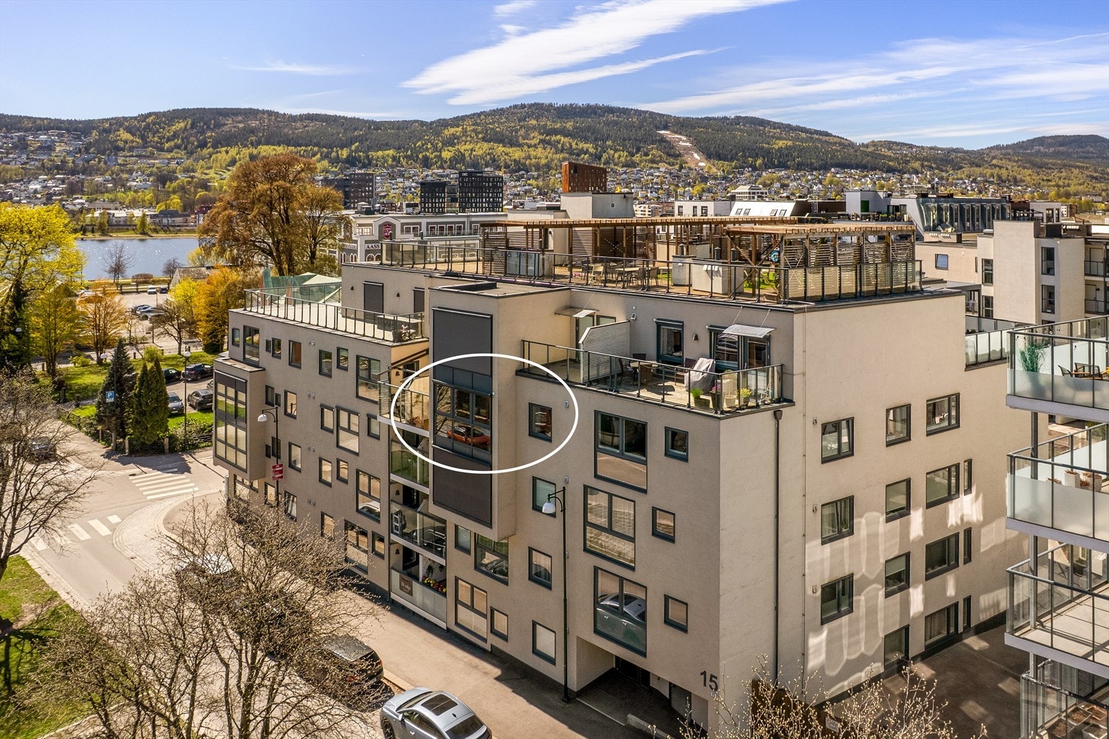 Leiligheten er beliggende sentralt på Bragernes og har flott takterrasse Galleribilde