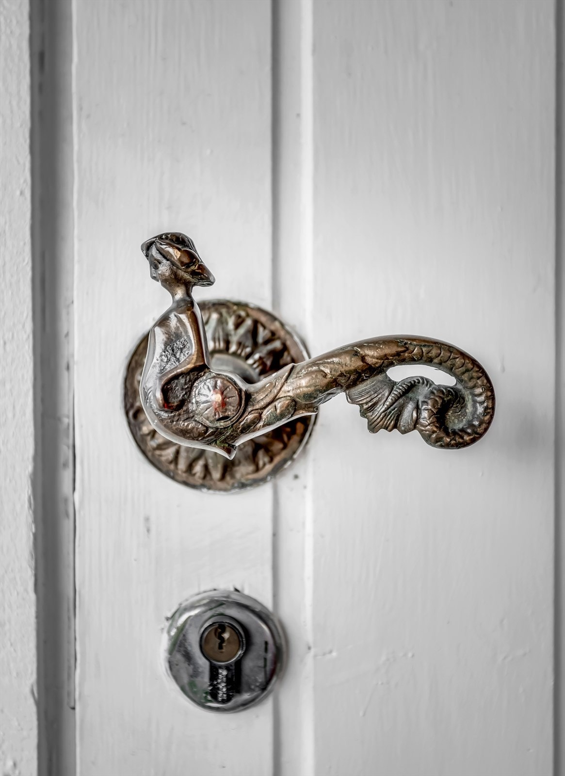Sjarmerende og forseggjorte detaljer finnes flere steder i hytta. Galleribilde
