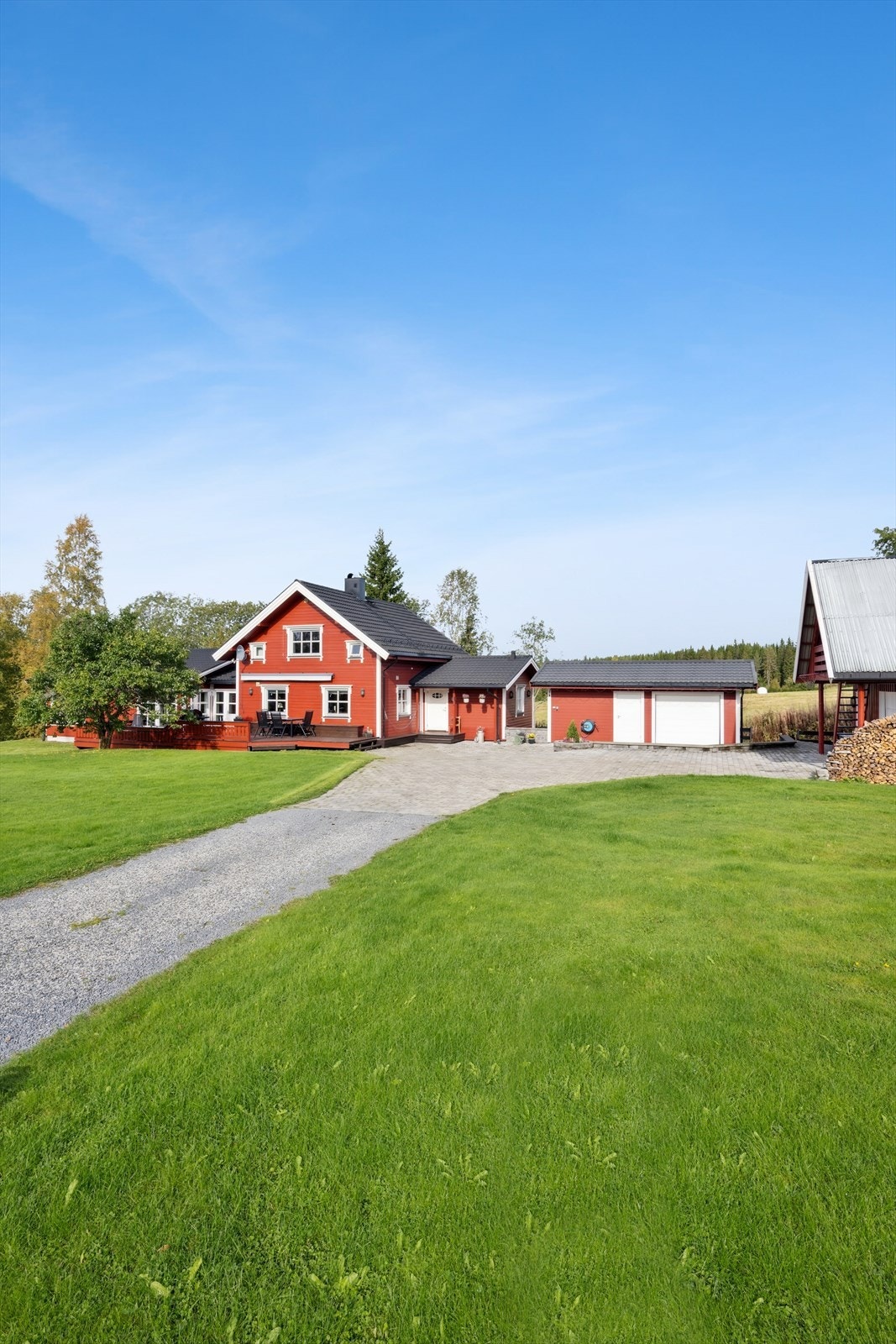 En sjarmerende og innholdsrik eiendom i en gjennomført stil! Galleribilde