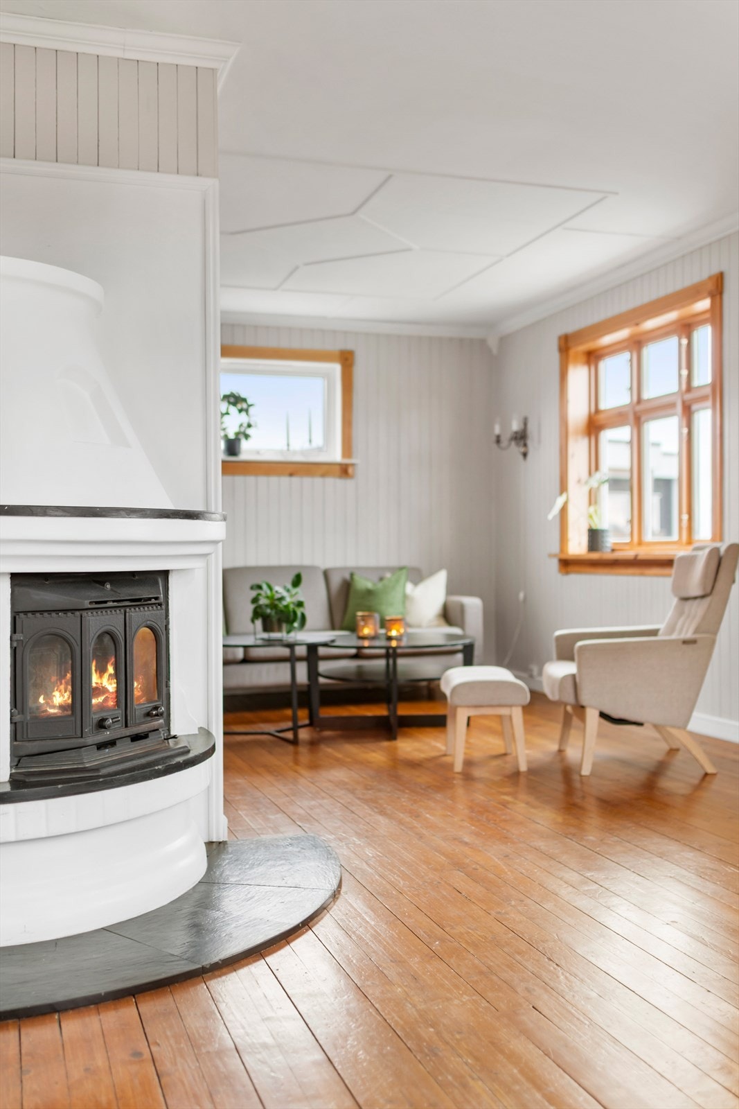 Legg merke til det spesielle taket i stuen. Galleribilde