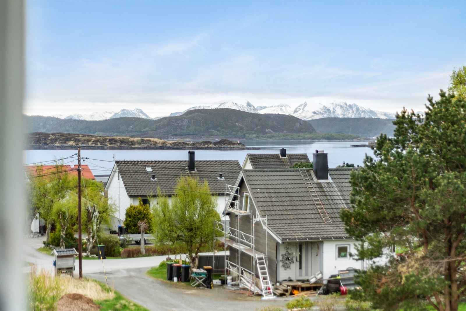 Sjekk den flotte utsikten fra stuen! Galleribilde