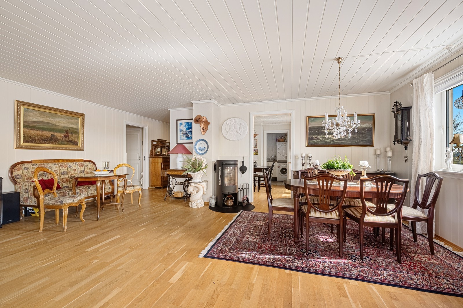 Her har du plass til hele familien til 17. mai Galleribilde