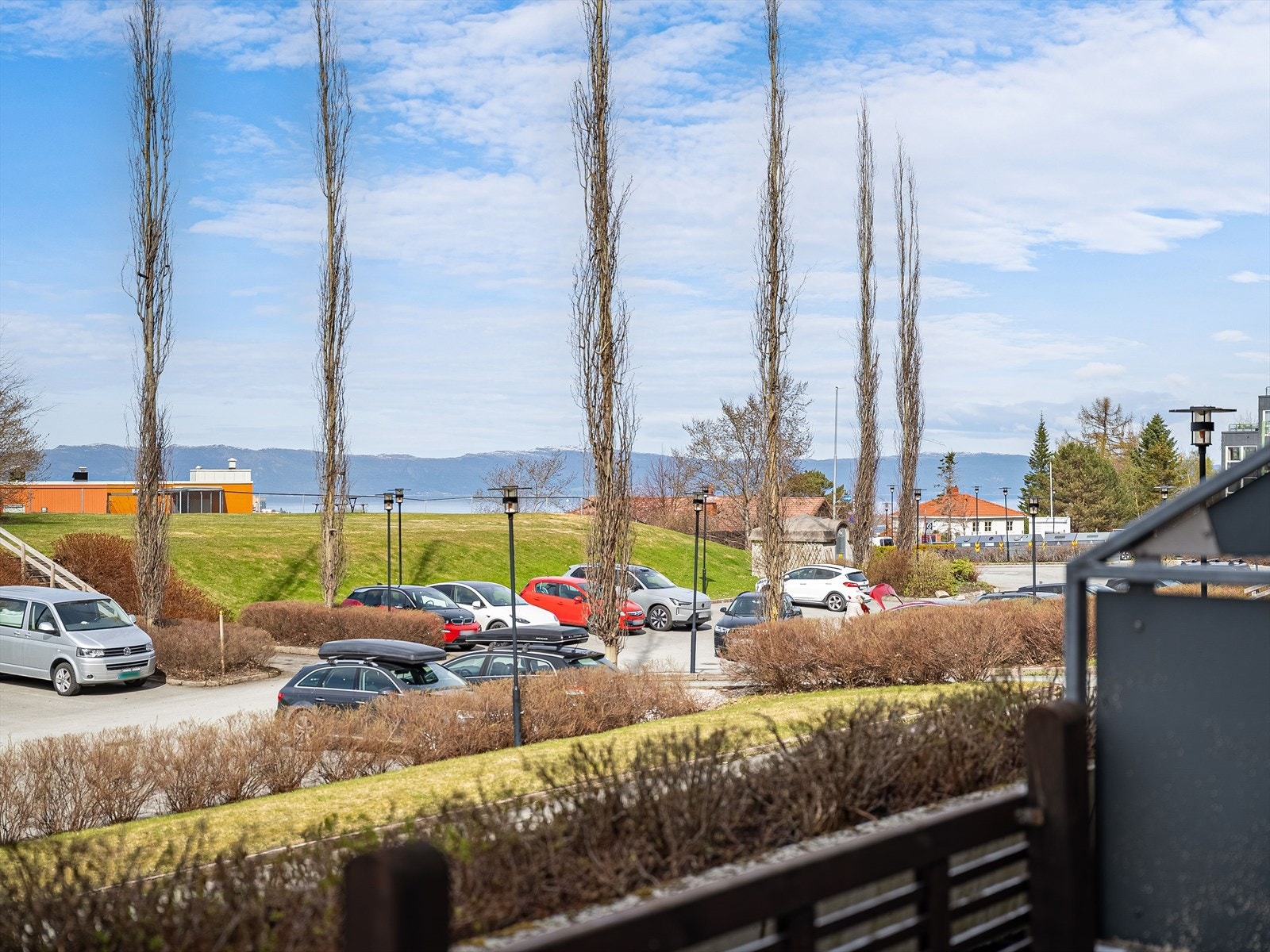 Her er det fin utsikt over nærområdet og mot Trondheimsfjorden. Galleribilde