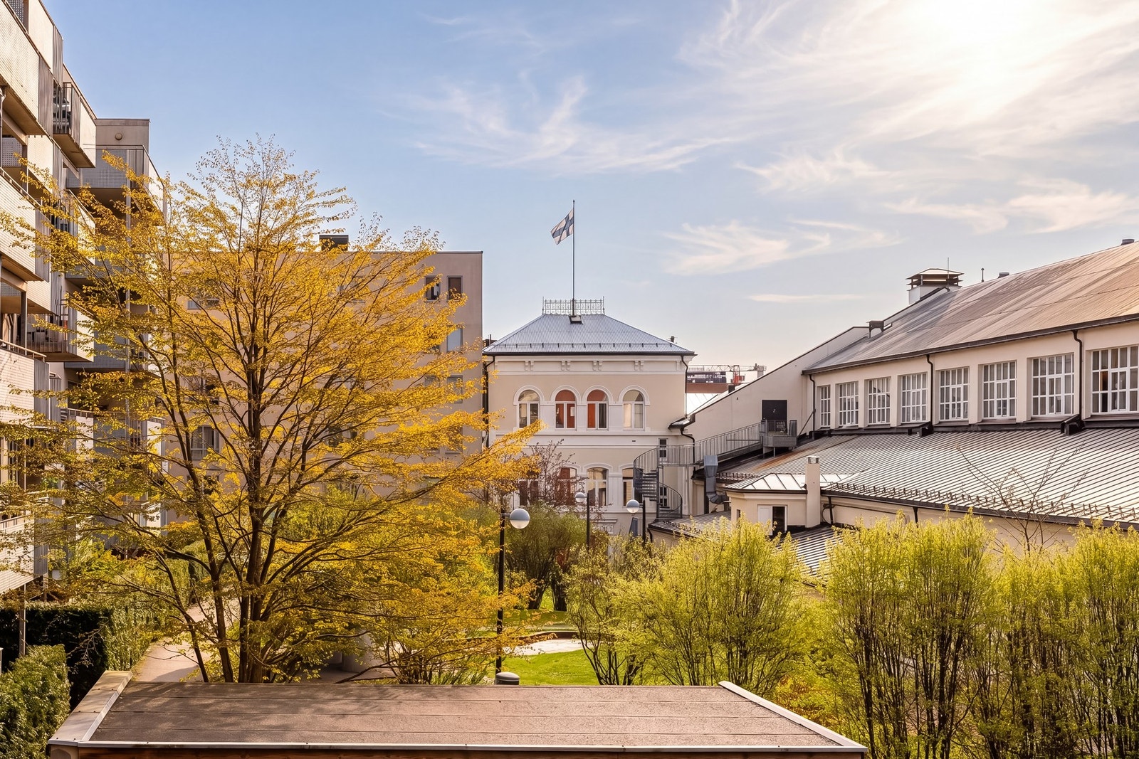 Svært vakker utsikt fra balkongen med grønne og harmoniske omgivelser. Galleribilde