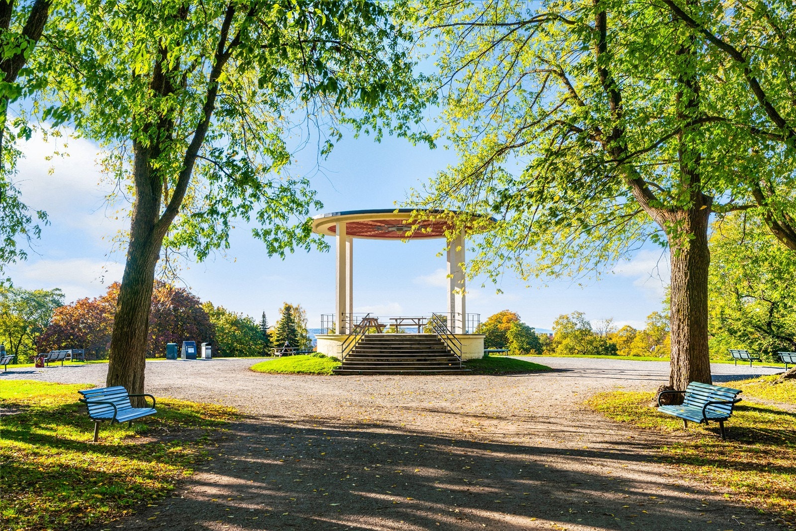 Torshovdalen og andre nærliggende parker gir fine rammer for lek, avslapning og sosiale sammenkomster for både store og små. Galleribilde
