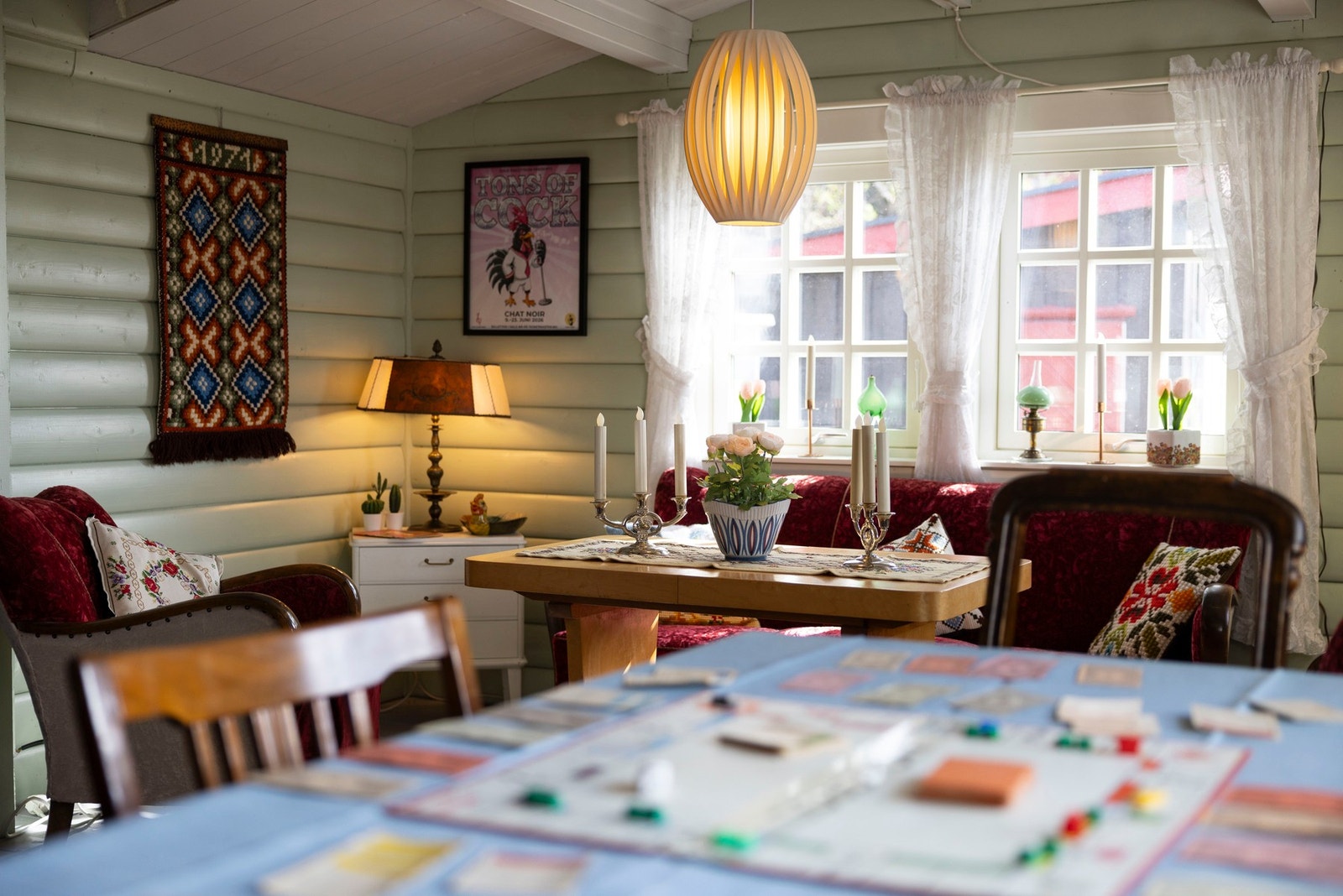 Det slår sjeldent feil med brettspill når man er på hytta. Galleribilde