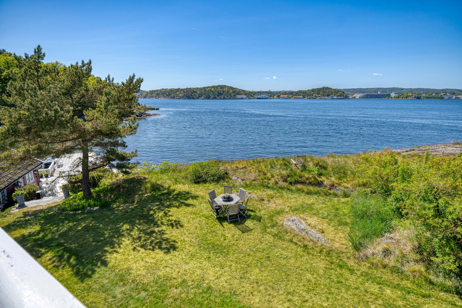 Utsikt fra veranda i 2 etg. Galleribilde