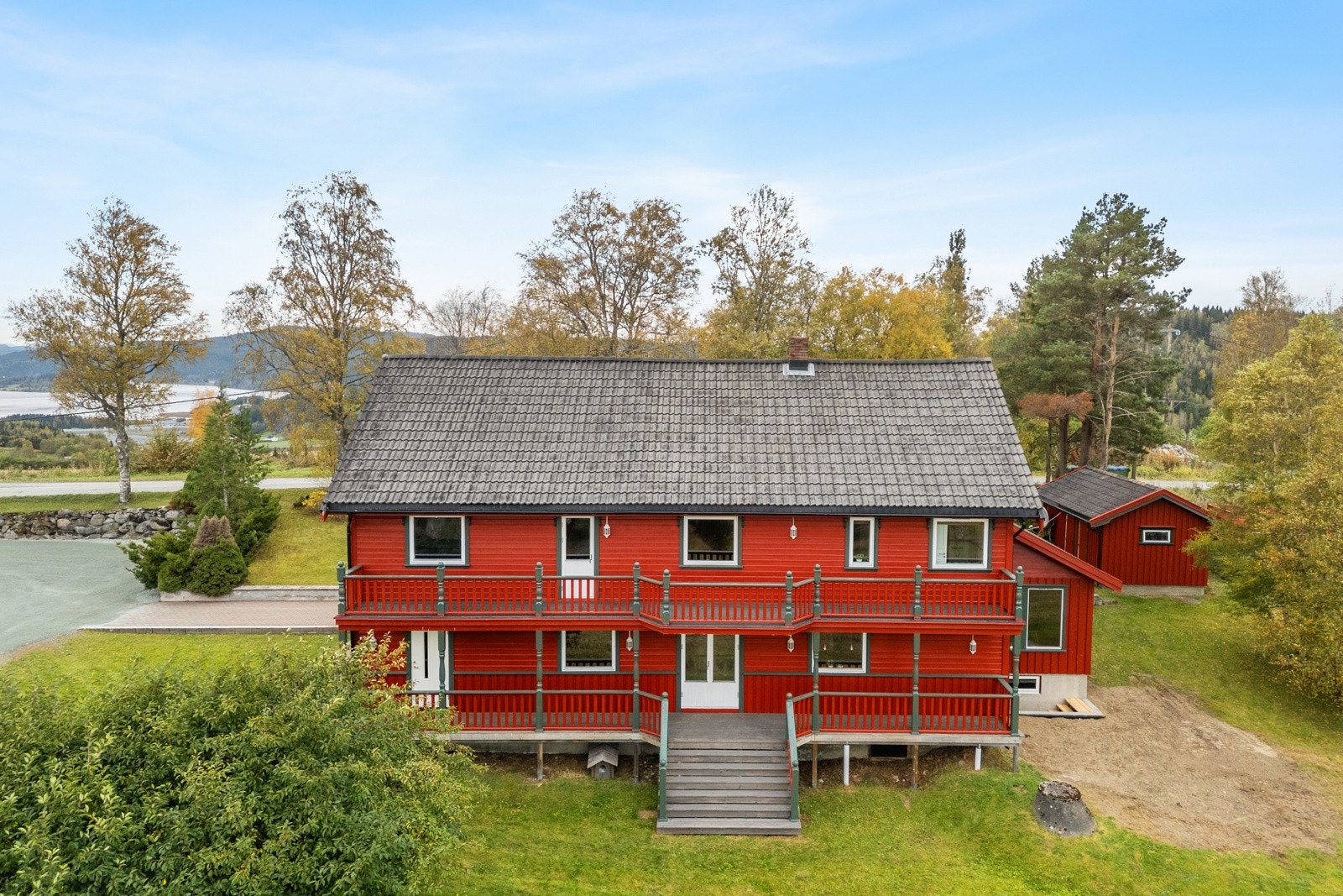 Husbygrenda 316. Galleribilde