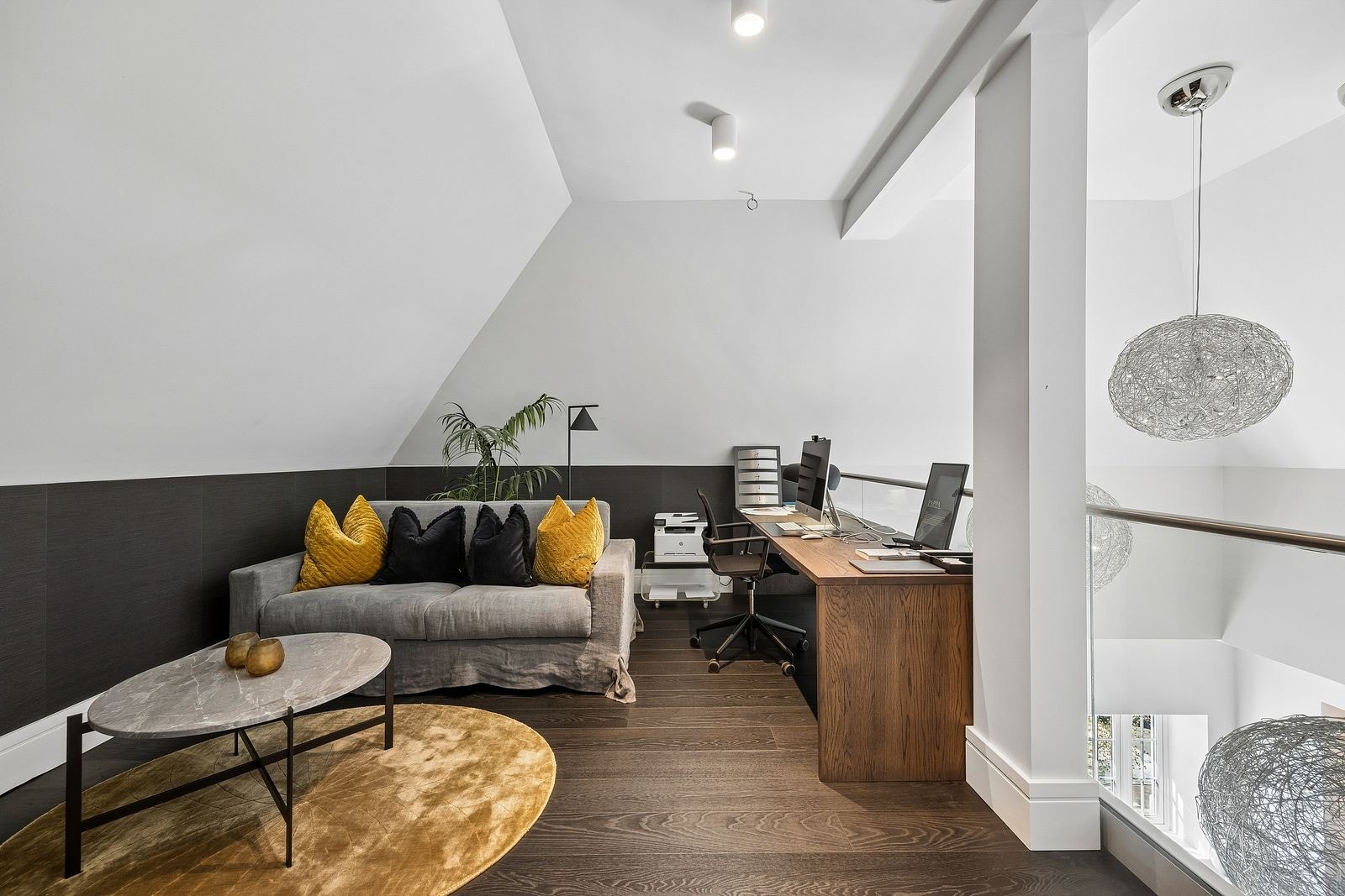 Loftstue Galleribilde