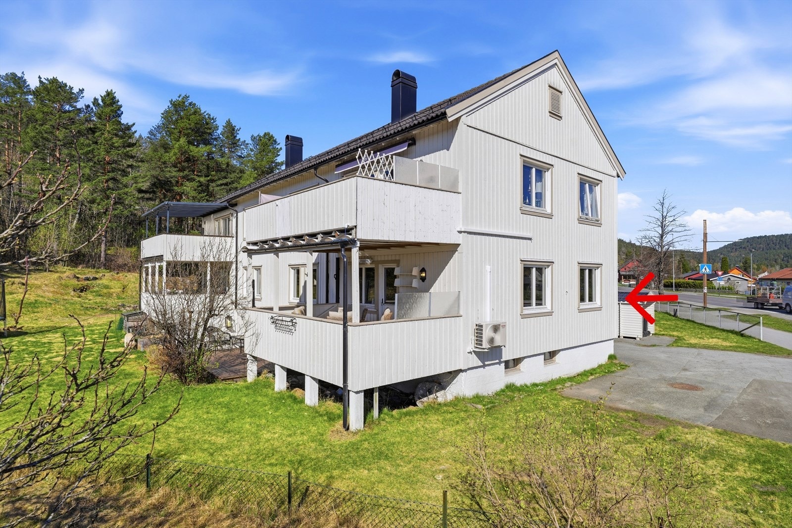 Leiligheten ligger i et boligbygg som er en del av Steglet borettslag. Galleribilde