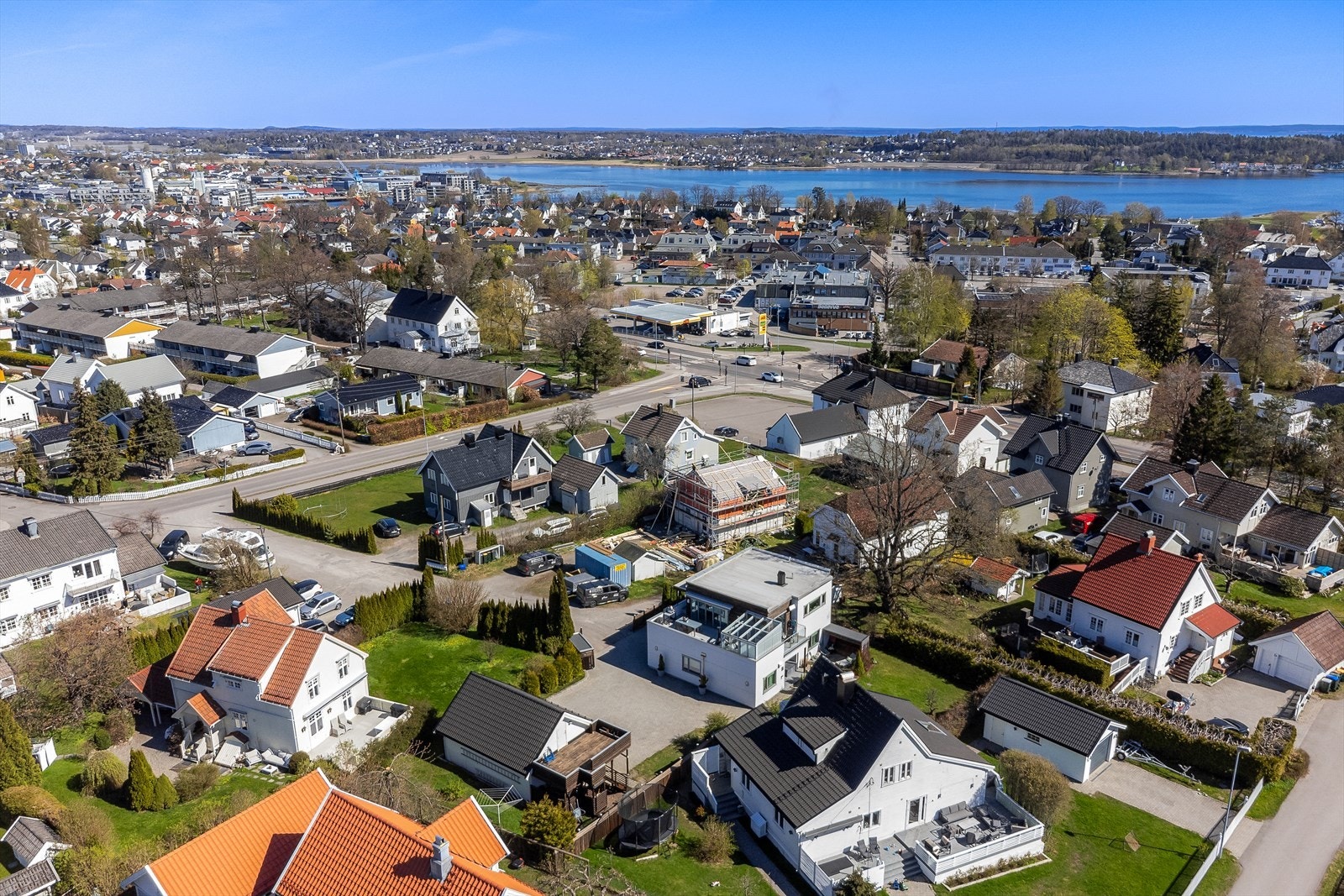 Herfra er det kort sykkelavstand til Tønsberg sentrum via en trygg gang- og sykkelvei. Galleribilde