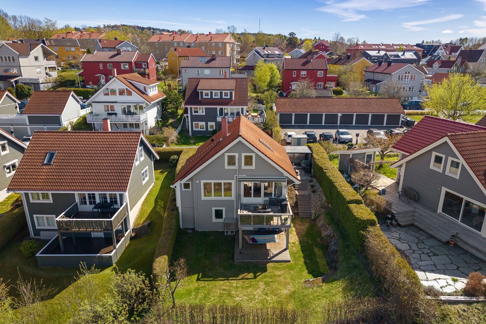 Enebolig over tre plan fra 1995 på 189 m² BRA-i Galleribilde