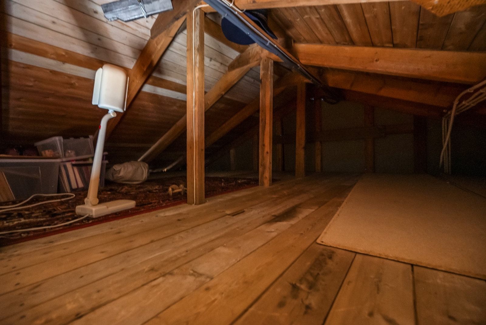 Loft oppmålt til ca 31 kvm gulvflate. Galleribilde