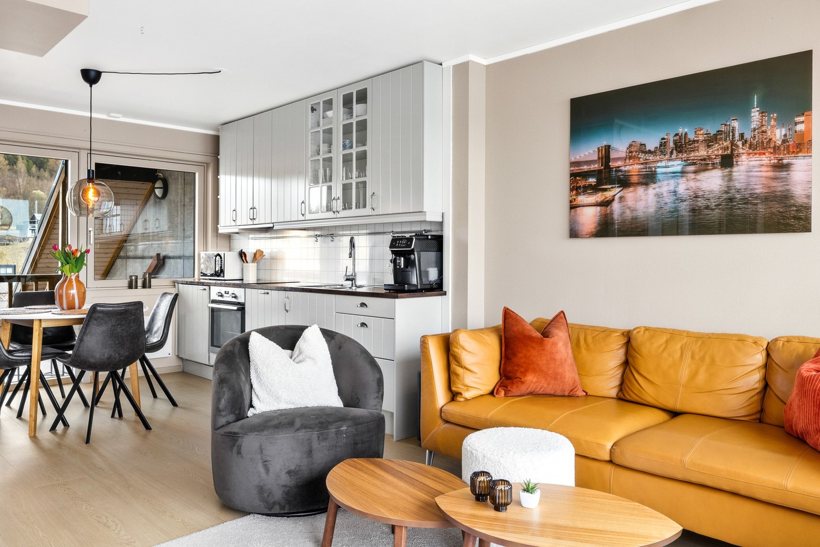 Åpen stue- og kjøkkenløsning Galleribilde