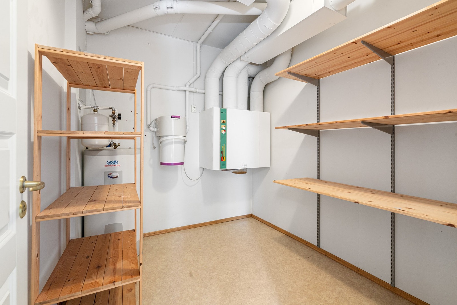 Romslig innvendig bod Galleribilde