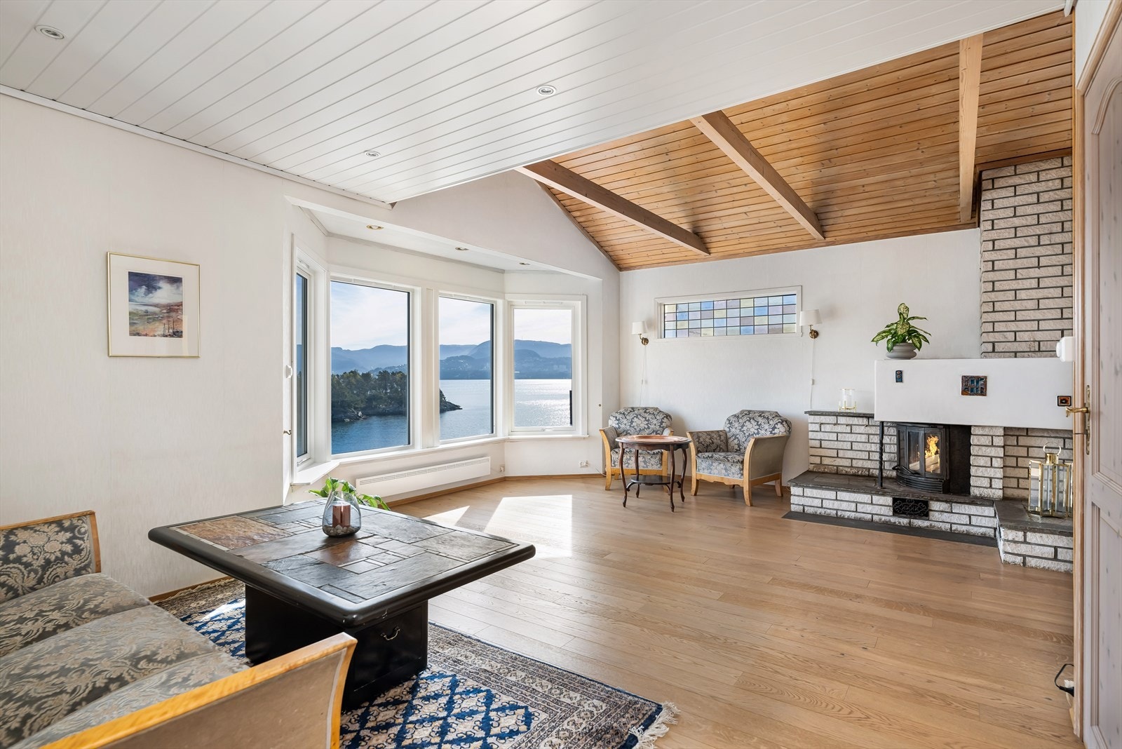 Her kan både sofagruppen, spisebordet og godstolene få sin naturlige plass. Galleribilde