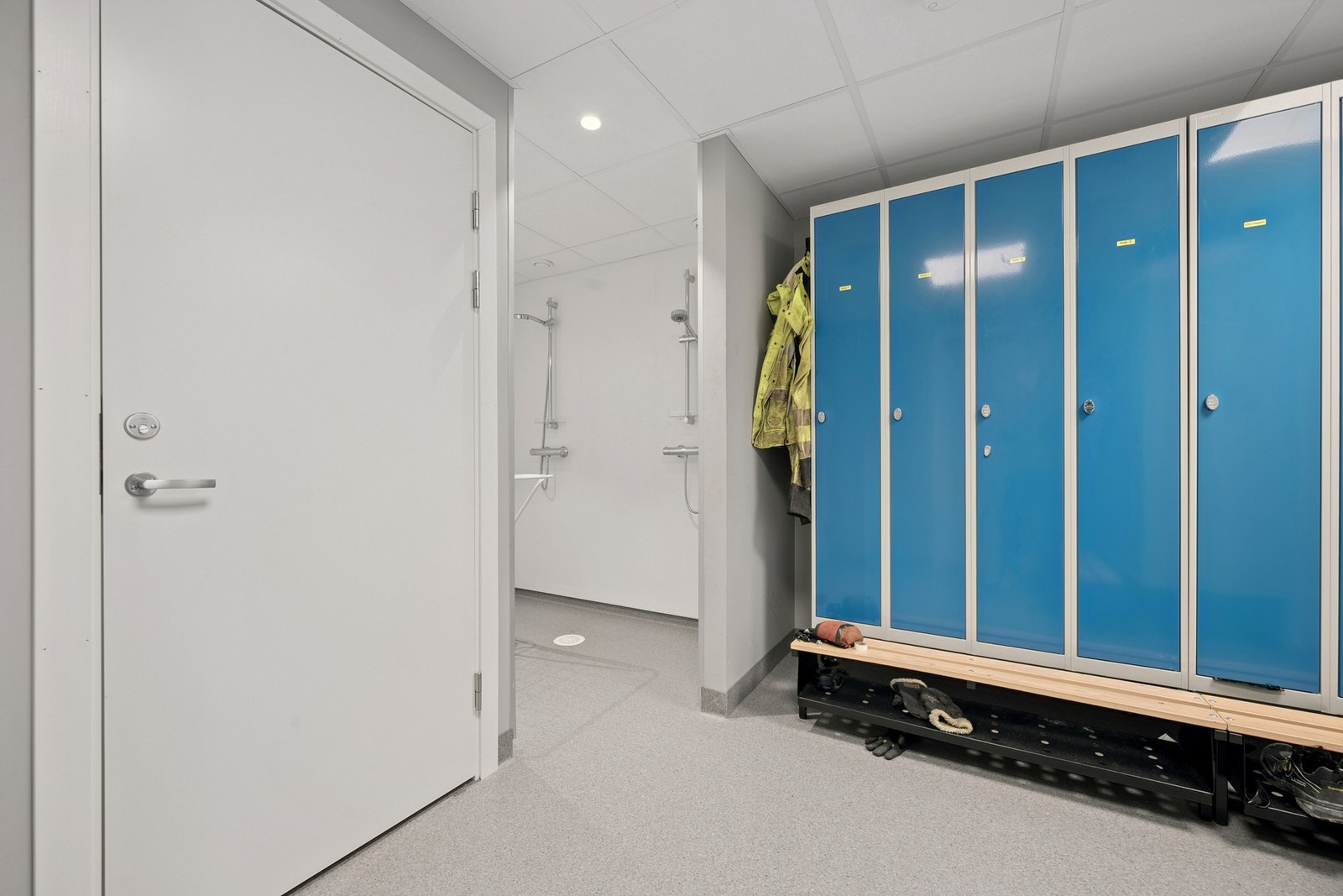 Garderobe Galleribilde