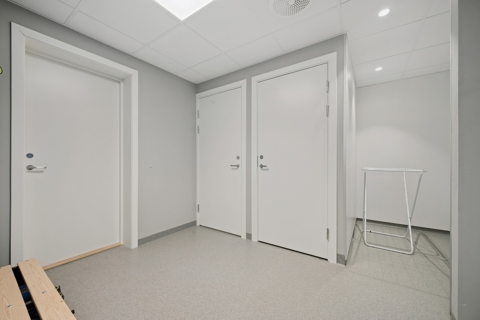 Garderobe Galleribilde