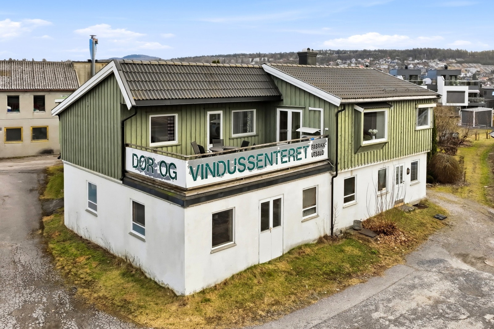 Kombinert bolig og næringseiendom på Tollnes Galleribilde