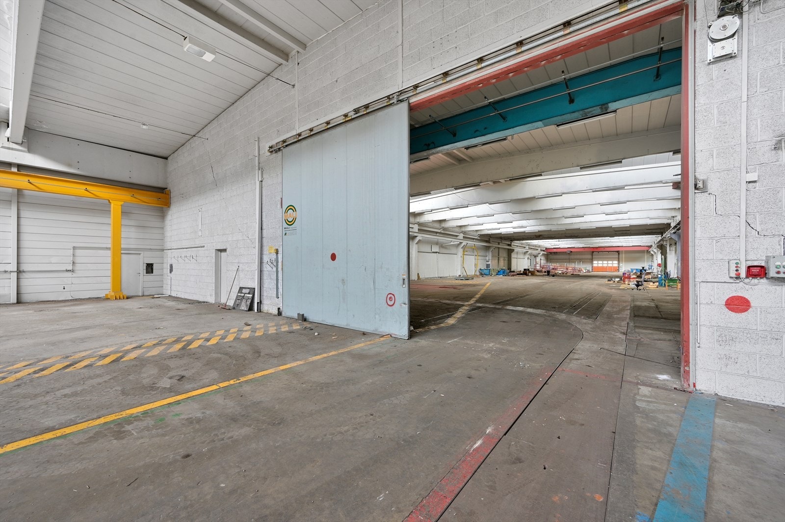 Offshorehallen og basishallen Galleribilde
