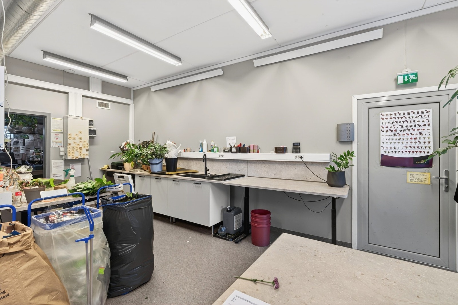 Produksjons område til Marit Blomster Verksted. Galleribilde