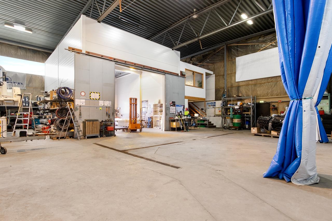Verkdted/lager Galleribilde