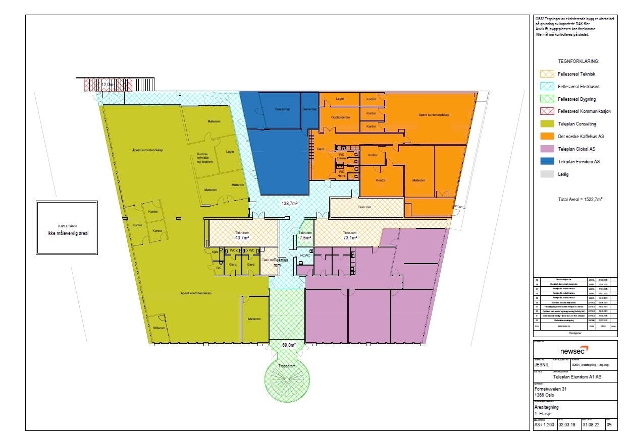 Plantegning - 318 m2 markert lilla, 392 markert oransje, 679 markert grønt Galleribilde
