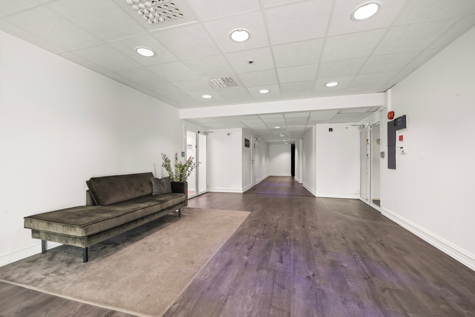 Inngangsparti 1. etasje Galleribilde