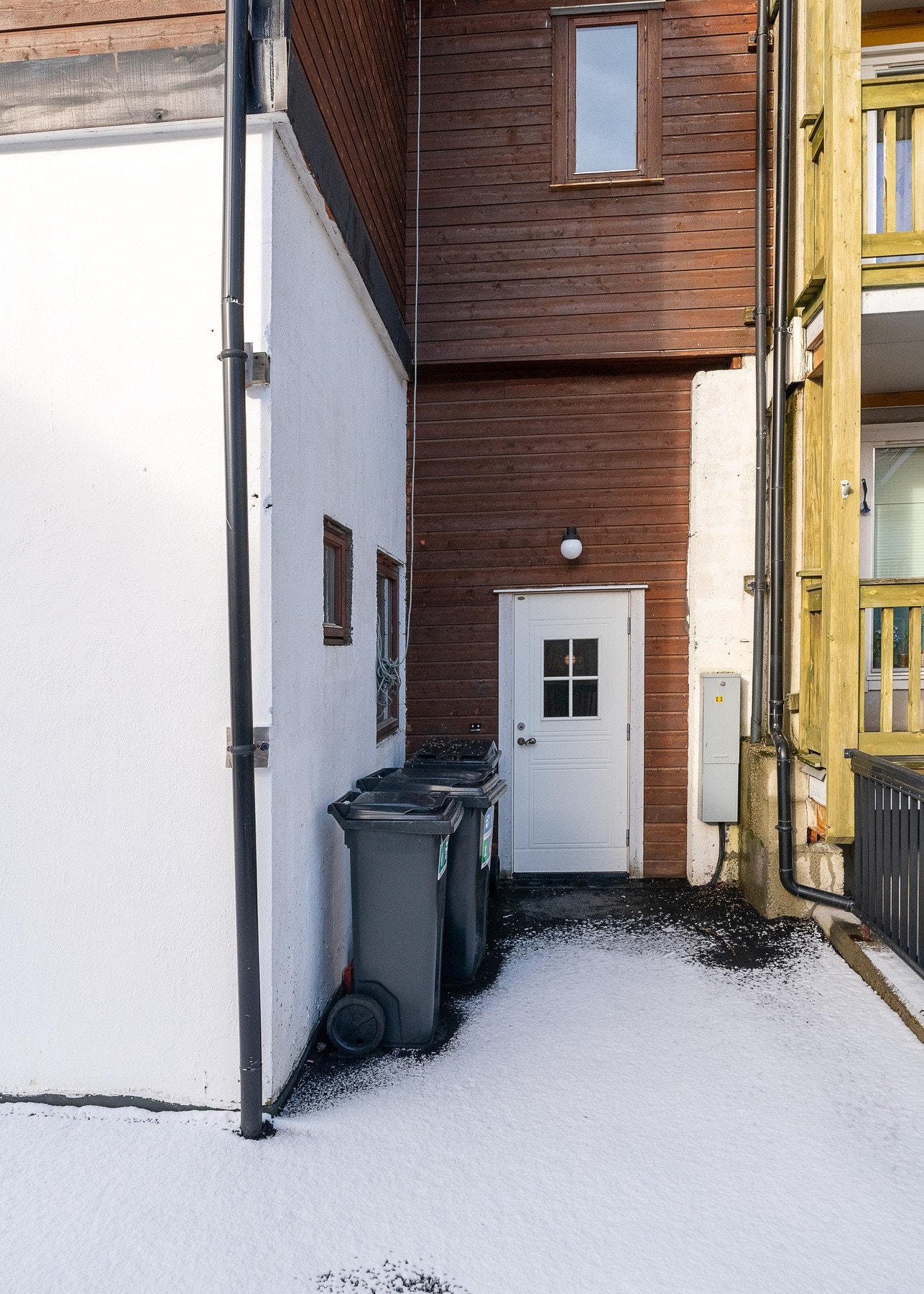 Inngang til leiligheter Galleribilde