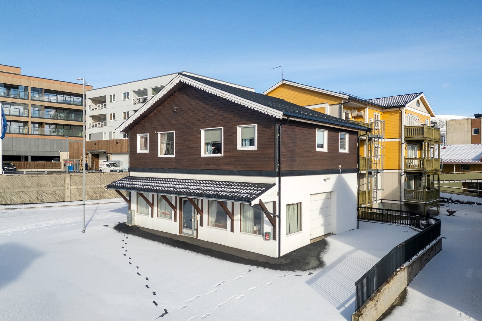 EIE Harstad v/megler Vetle Larsen har gleden av å presentere Markedsgata 36!
Foto: Lunde Images AS Galleribilde