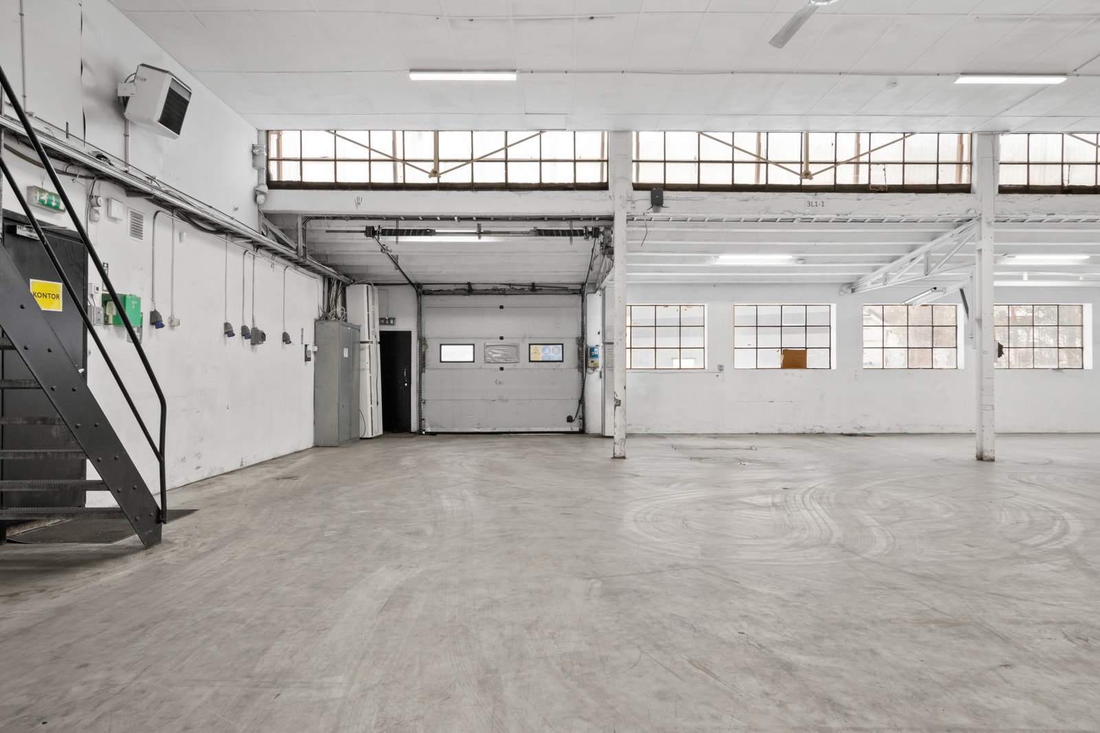 Lavtlager Galleribilde