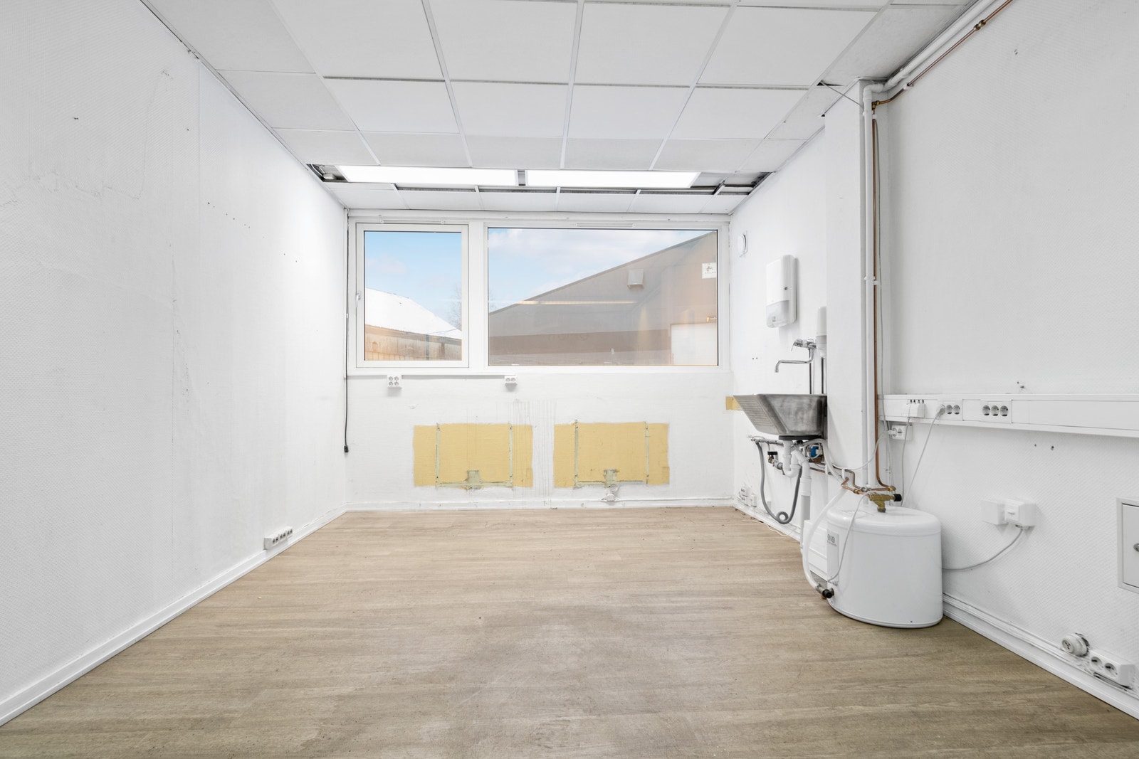 Kontor/garderobe Galleribilde