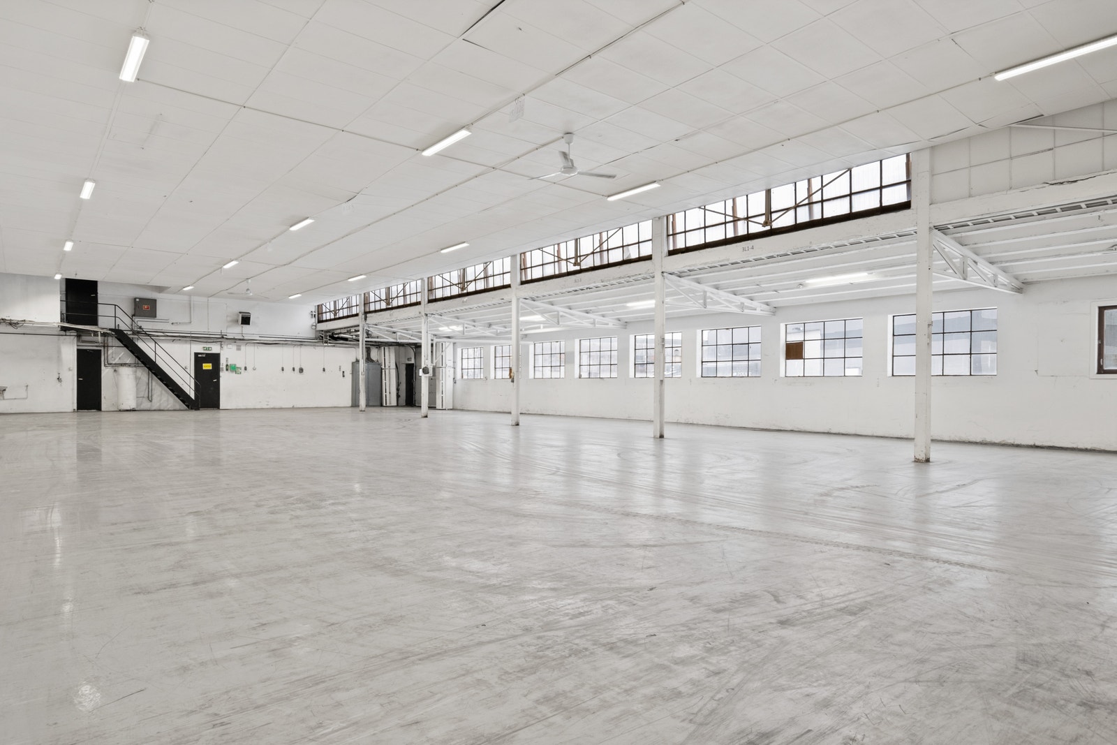 Lavtlager Galleribilde