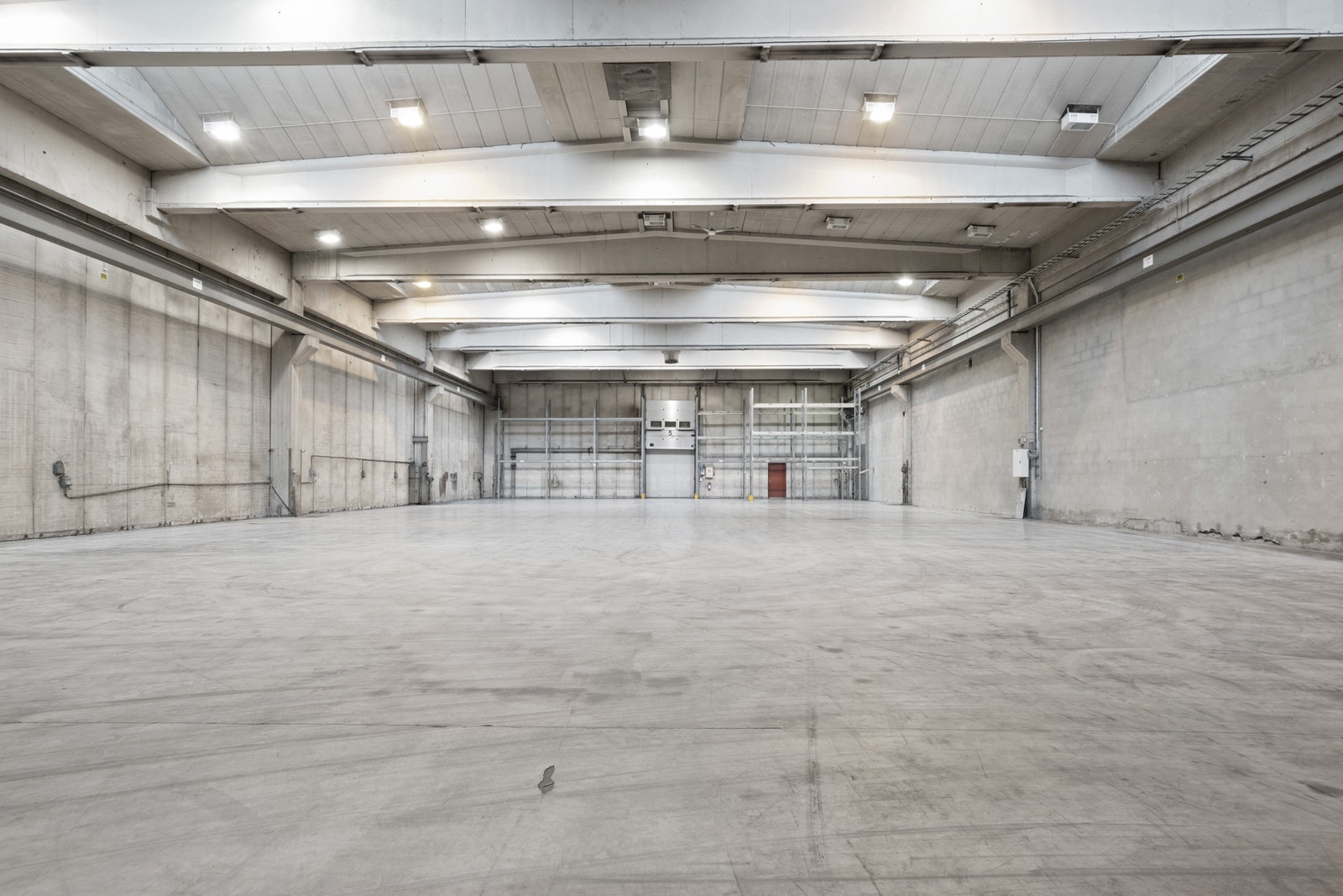 Høytlager uten reoler, ca 1000 m2 Galleribilde