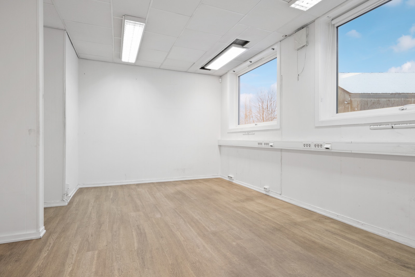 Kontor/garderobe Galleribilde