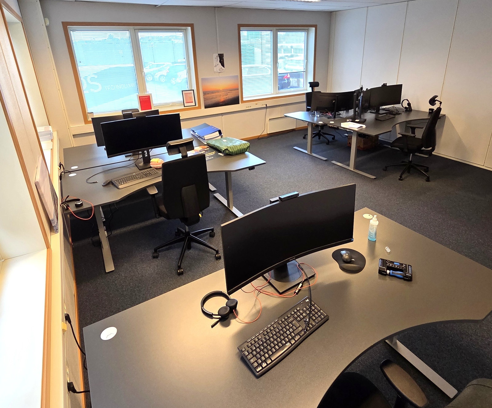 Landskapskontor - kan leies møblert Galleribilde