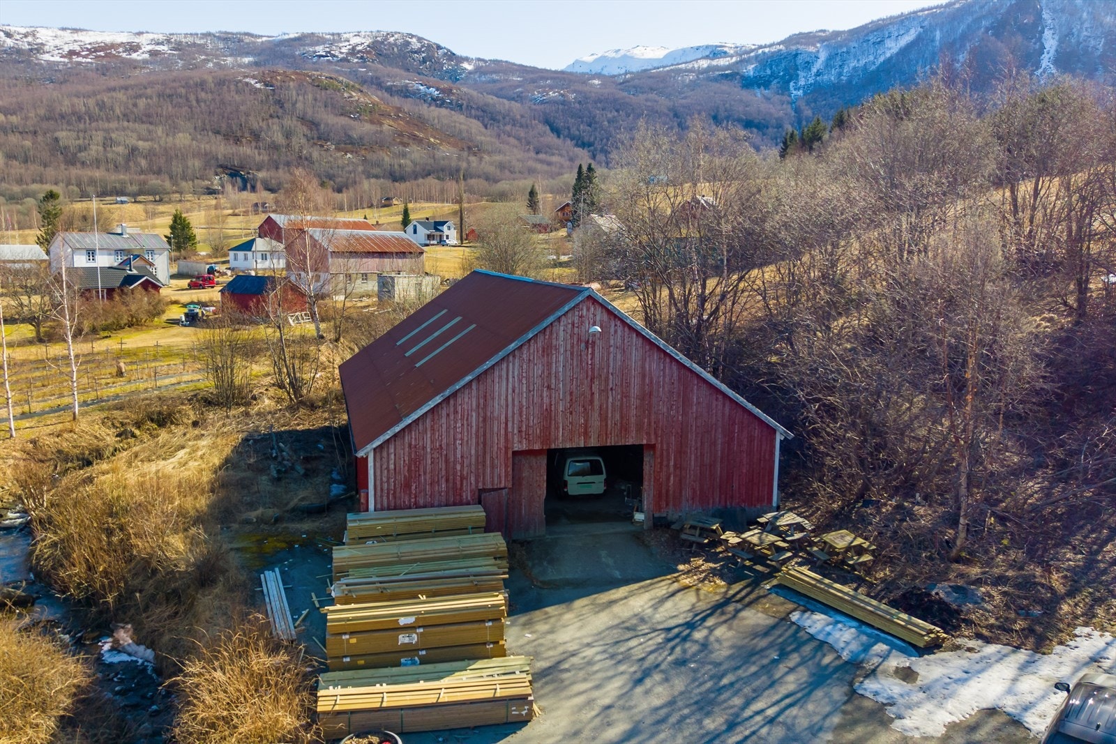 Lagerbygg. Galleribilde