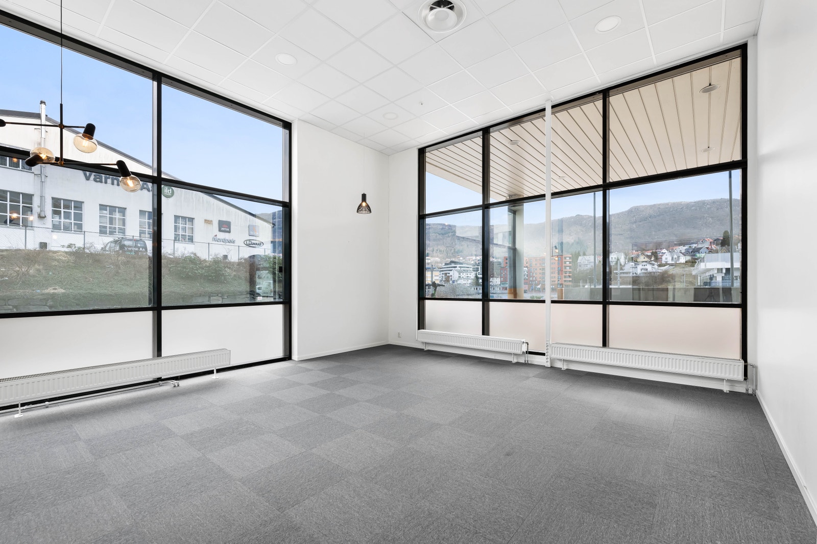 Kontor-/administrasjonslokaler i tilknytning til handelslokalene. Galleribilde