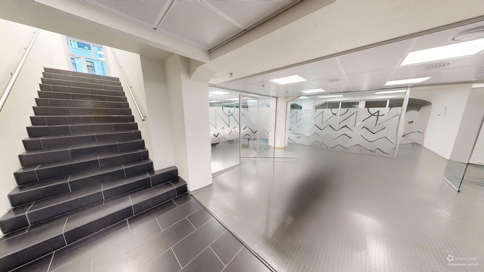 Hovedtrapp til U.etg Galleribilde