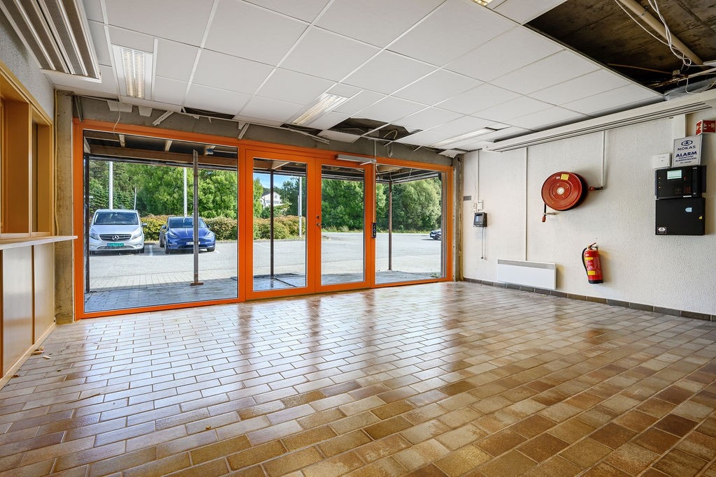 Hovedinngang under renovering Galleribilde