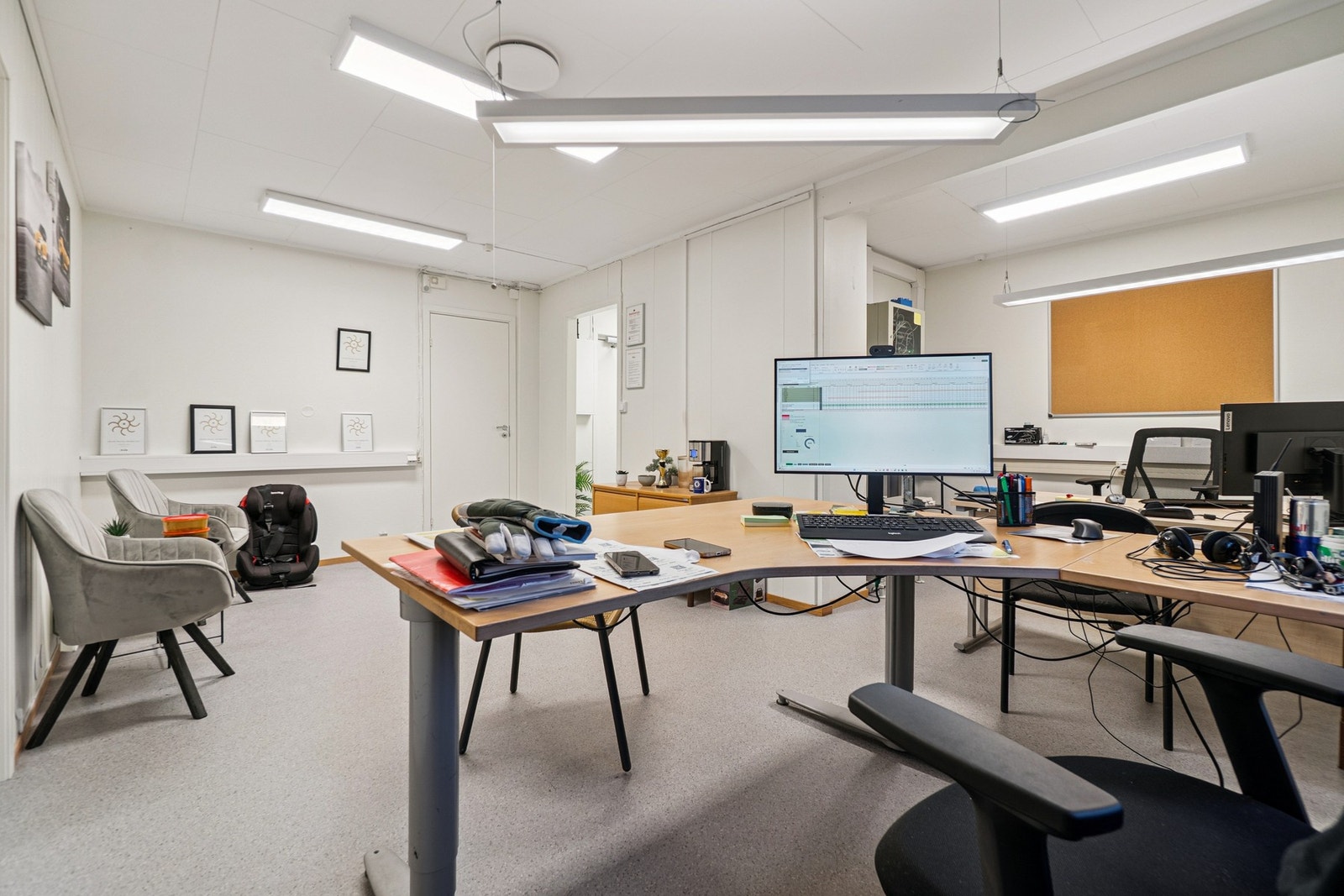 Kontor til Hertz. Galleribilde