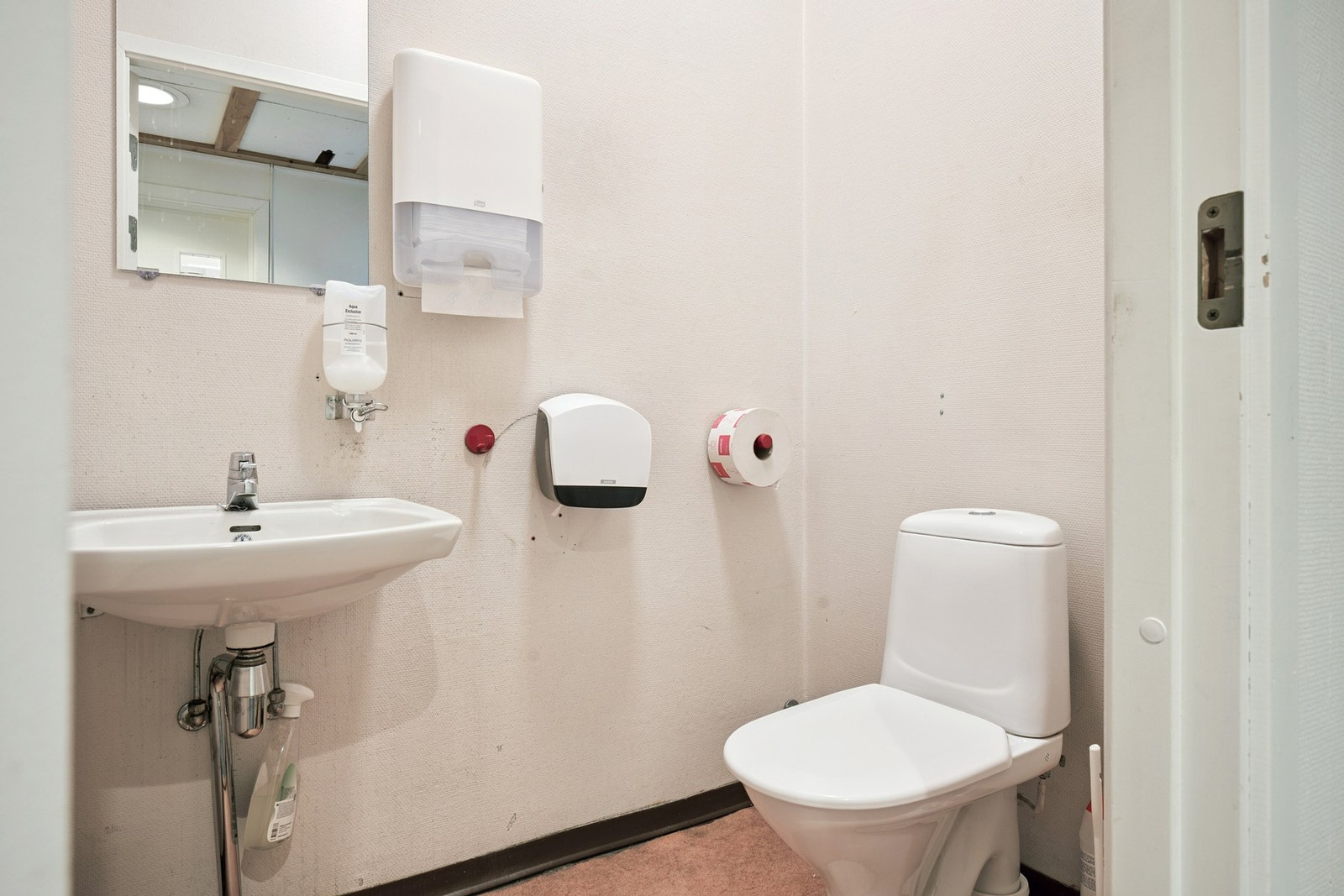 Garderobe 2. etg Galleribilde