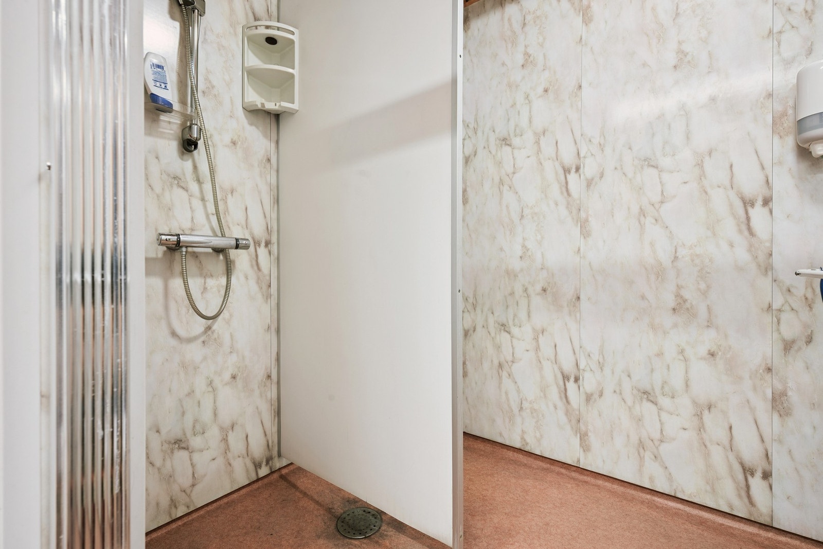 Garderobe 2. etg Galleribilde