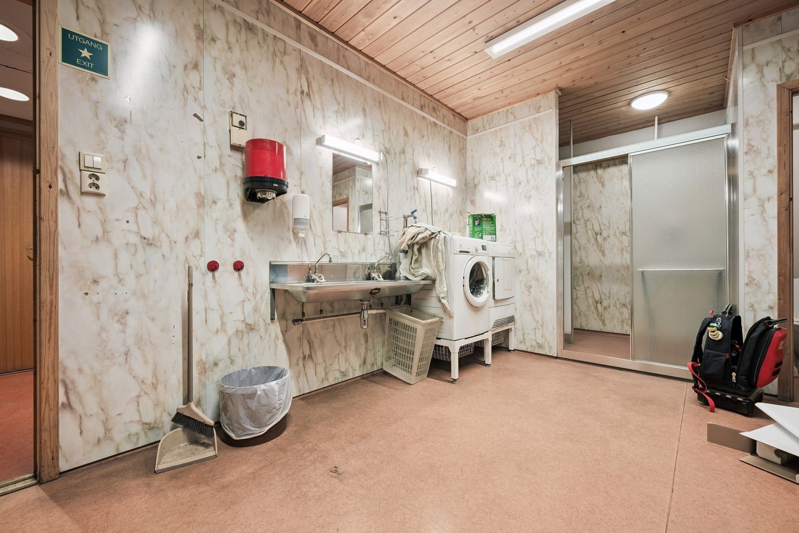 Garderobe 2. etg Galleribilde
